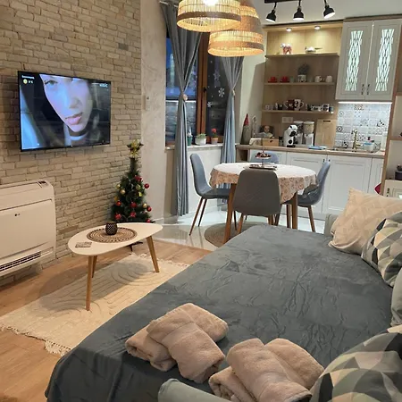 Boutique Bell Tower Apartment *