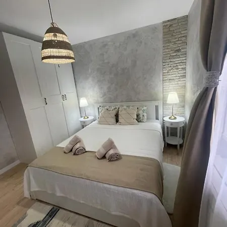 Boutique Bell Tower Apartment *