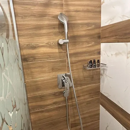 Boutique Bell Tower * 반스코